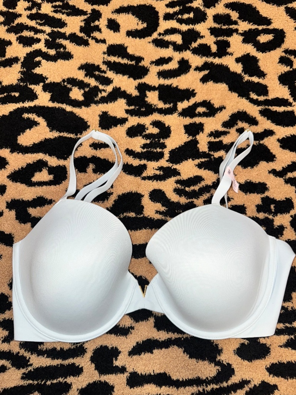 NWT Victoria's Secret Love Cloud Demi Bra - 36DD